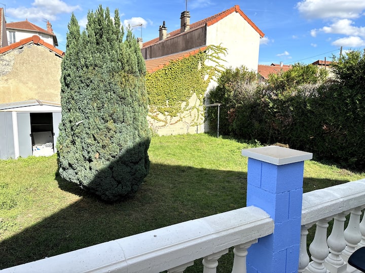 Maison Moderne Avec Jardin Espace Télétravail - Tremblay-en-France