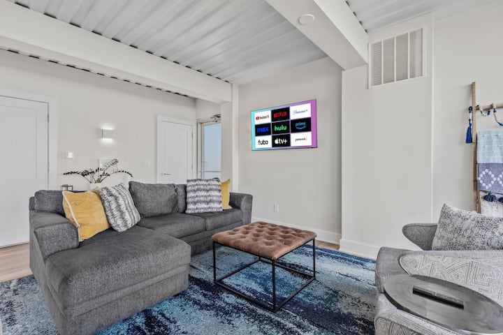 Indy's 1st Container Home- 3 Car Garage - Downtown - Indianapolis, IN