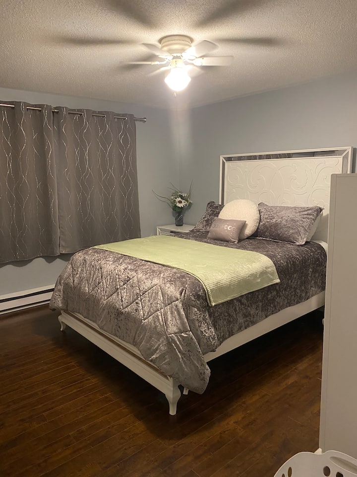 Eva Blue Manor - Fredericton