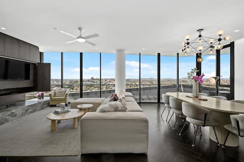 Luxe 3BR Apt w/ Stunning Views, Pool & 2 Car Park!