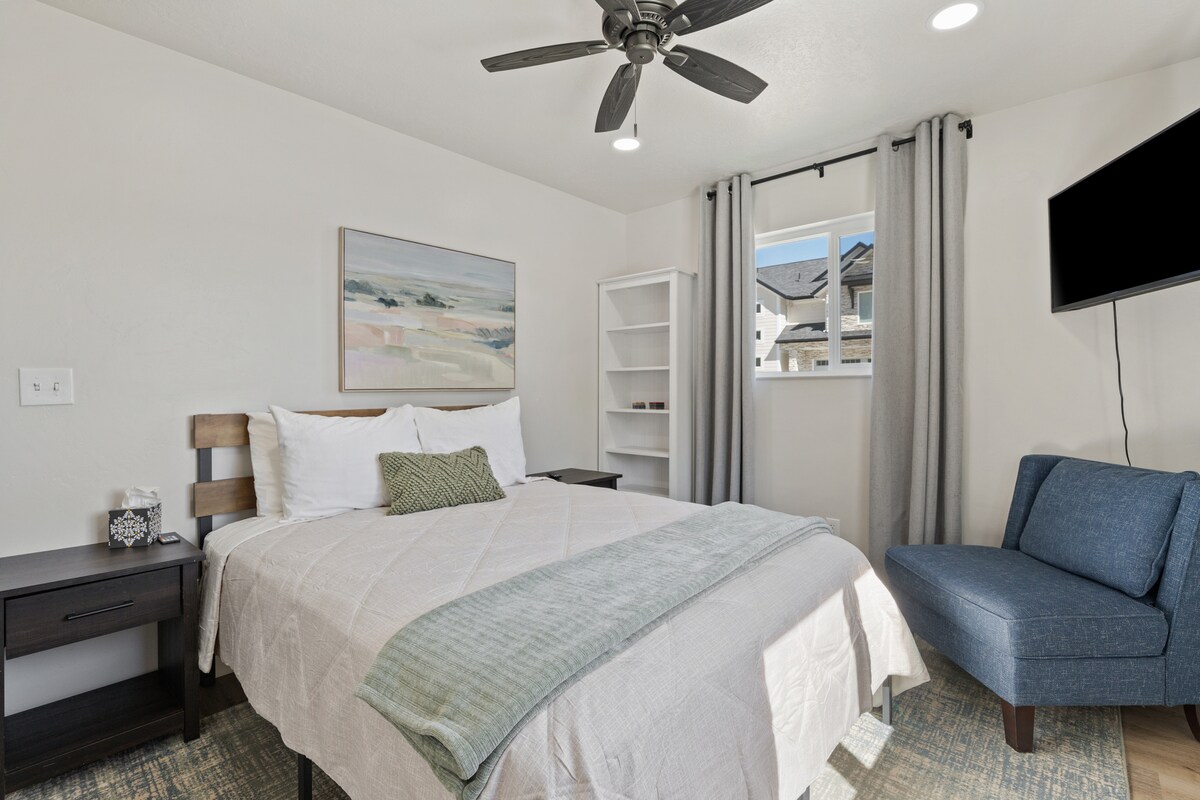 חדר שינה 3 - מיטת קווין