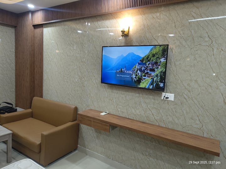 Luxe Retreat For High End Property With Amenities - Ghaziabad