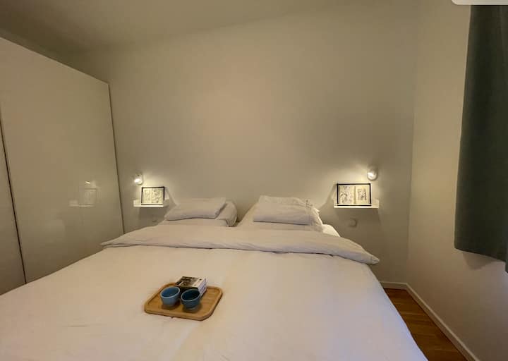 Schlafzimmer 1