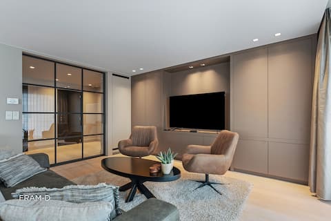 Popular Airbnb listing: Luxury, light-filled flat in the heart of Kortrijk in Kortrijk