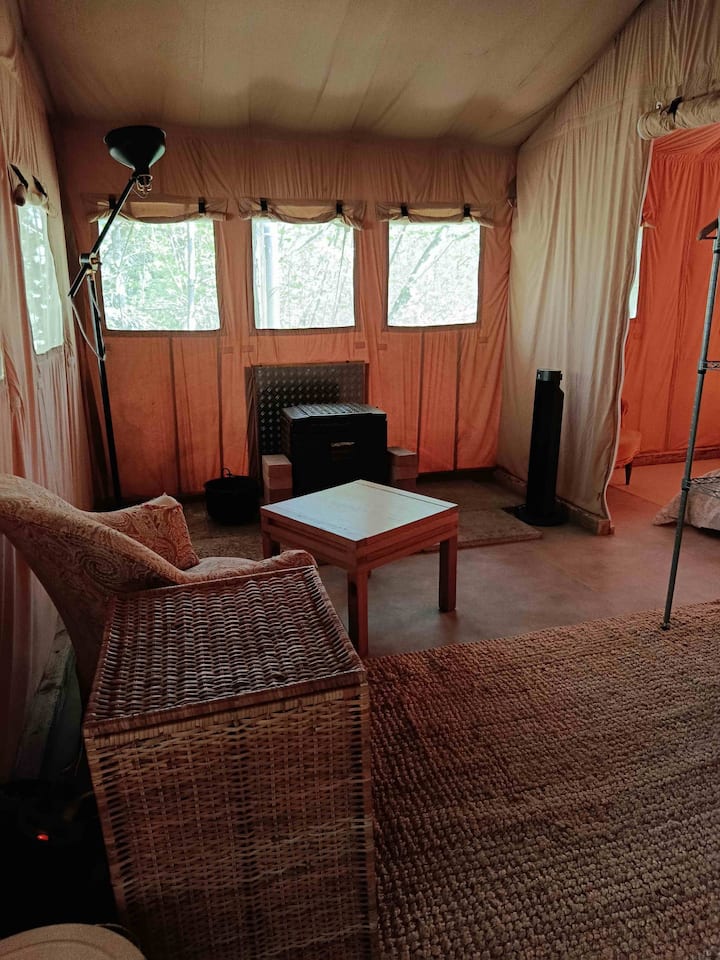 Chalet Tente / Chauffée Au Bois - Lac Chambon