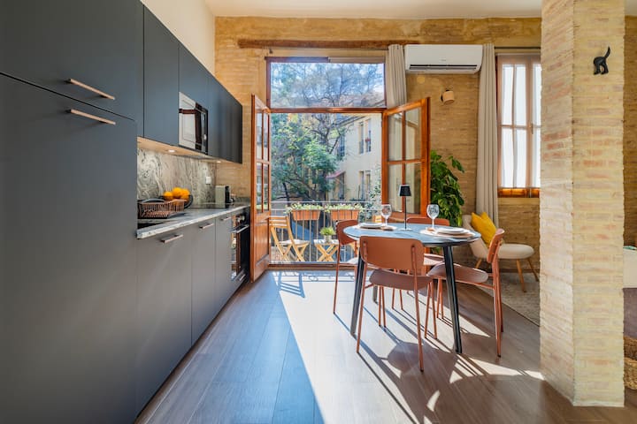 Prime Location – Bright & Cozy Apartment - Valencia