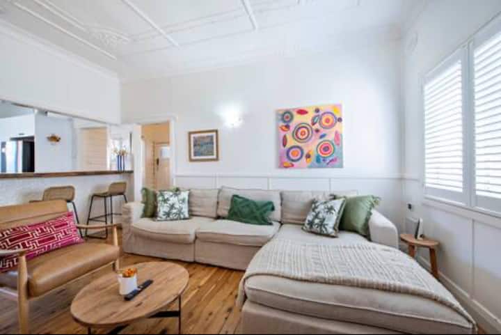 Cottage On James - Central To Cbd & Zoo - 더보