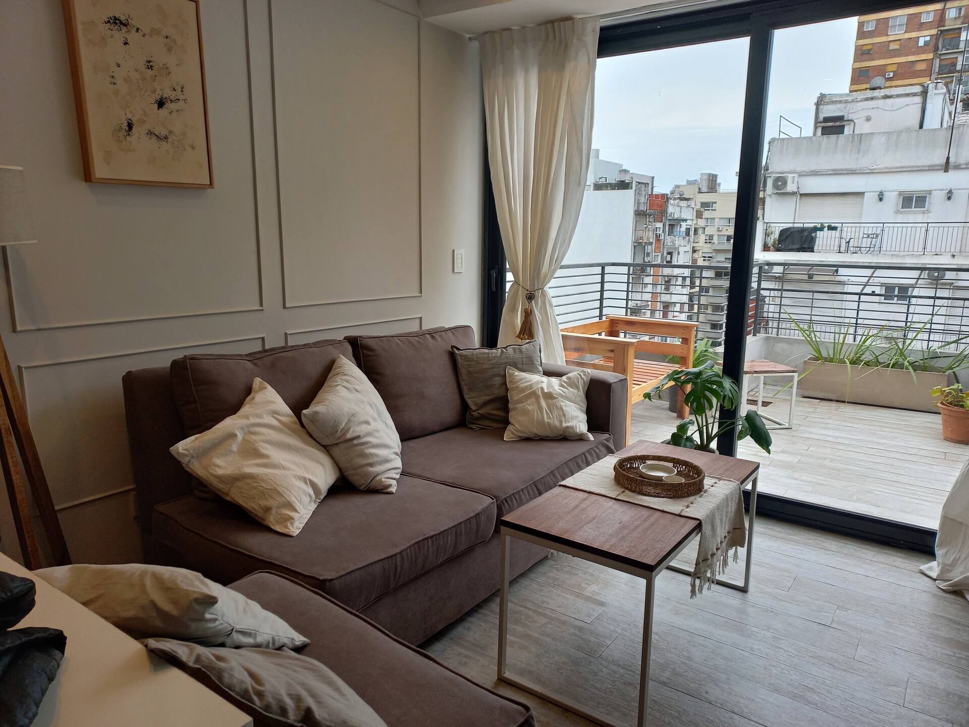 Apartamento de 1 dormitório com varanda em Belgrano R