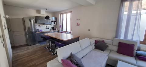 Propriété Airbnb réussie: Maison Bellocier - Station District à Sens