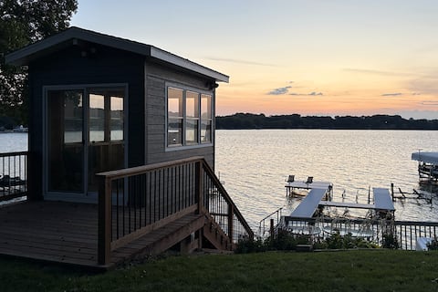 Redstar Retreat on Eagle Lake