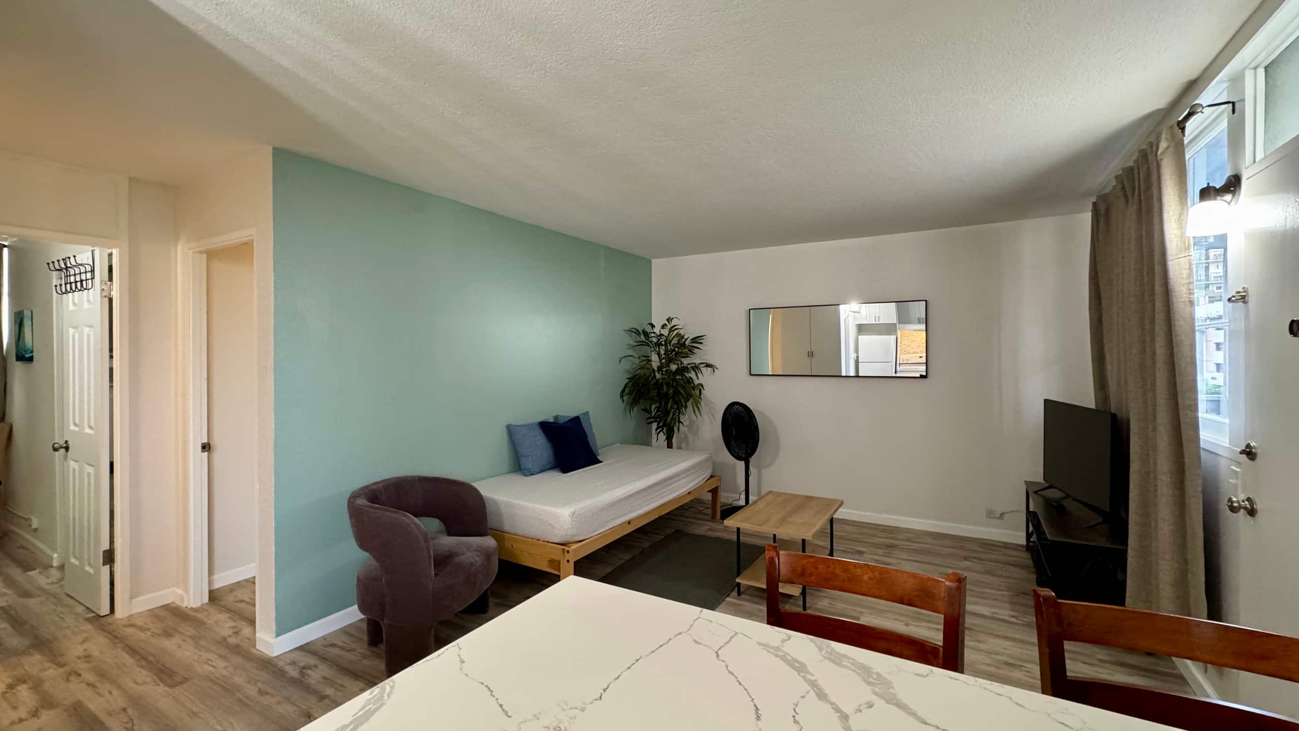 2 BR Near Waikiki Beach! w/Pkg (9) - Image 8