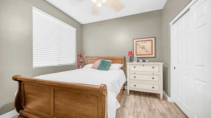 غرفة النوم 2