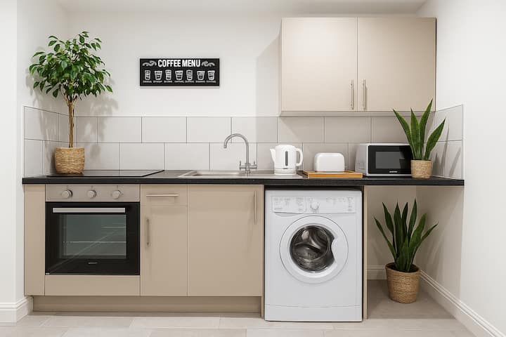 Spacious Central Apartment • Sleep 4 • Renovated - Fareham