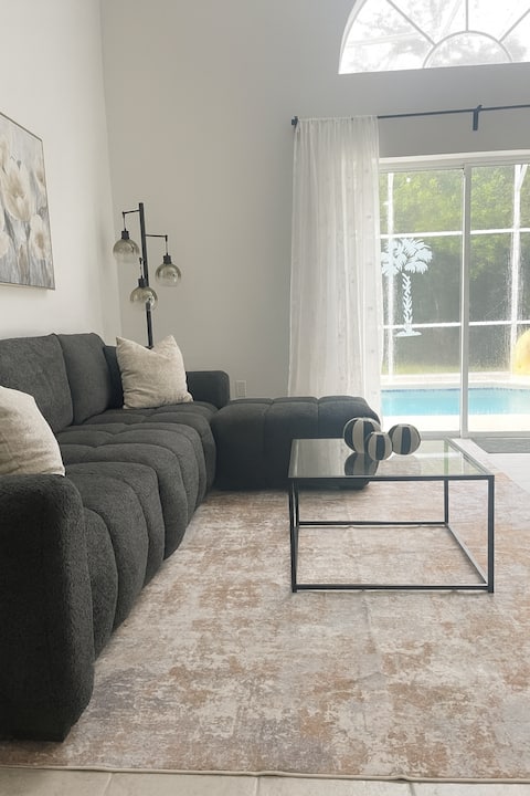 Successful Airbnb property: 15 Min to Disney•Cozy Home Heated Pool & Game Room in Kissimmee