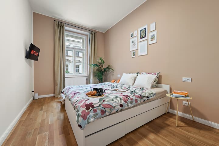 Cozy 2bedroom Apt In Hip Area Of Prague - Praga