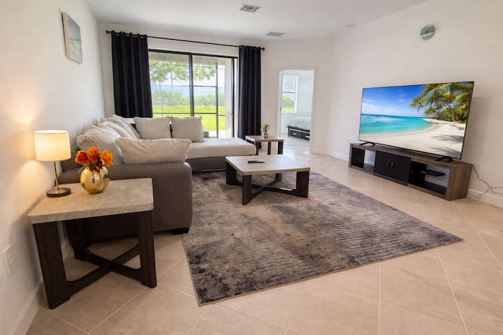 Brand-new Villa /Resort Amenities New Furnishings - Lakewood Ranch, FL