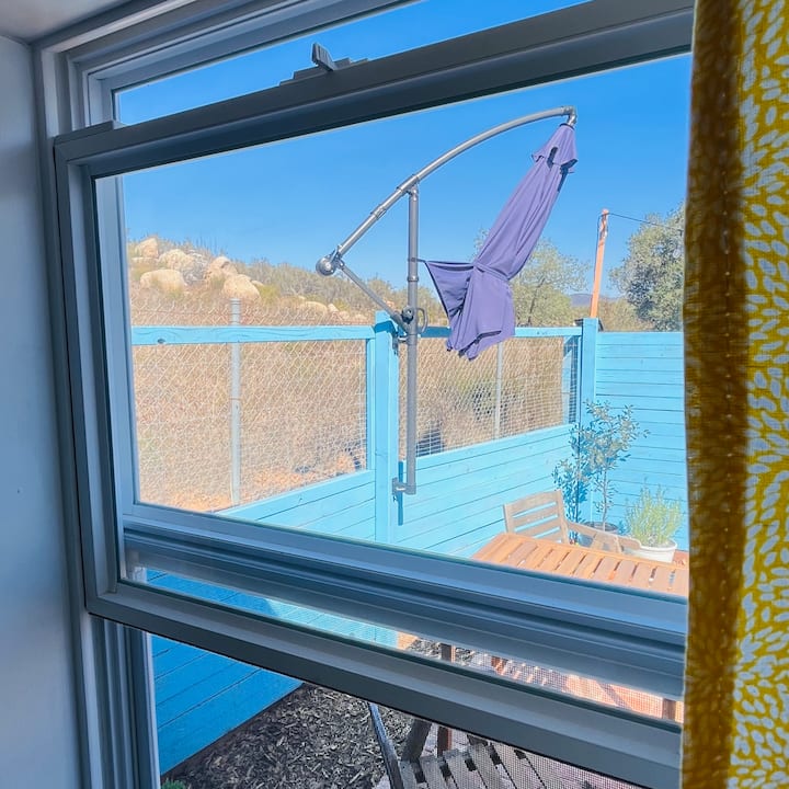 Stylish Tiny Retreat | Modern Design | Views - Temecula, CA