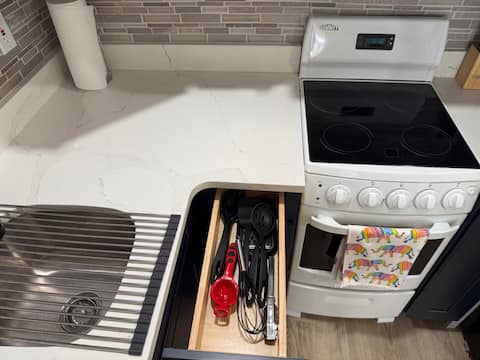 Successful Airbnb property: Private Apartment (Suite) near Busch Garden in East Forest Hills