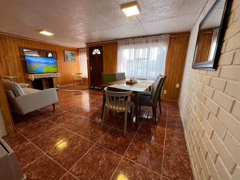 Austral Shelter House, Warm, comfortable and central.