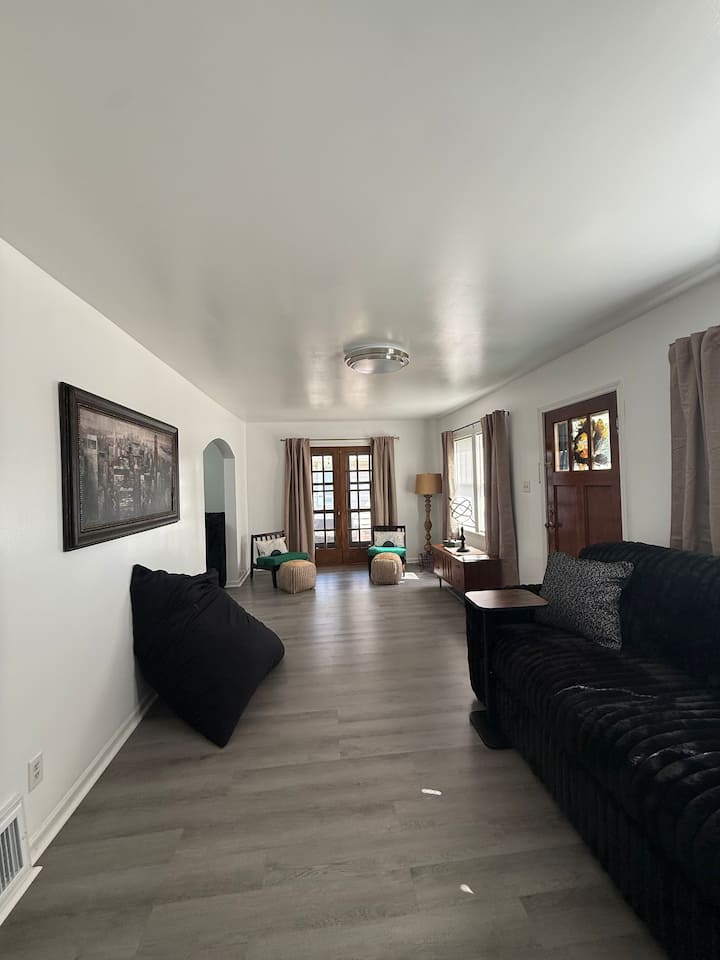 Union Street Bungalow - St. Joseph, MO