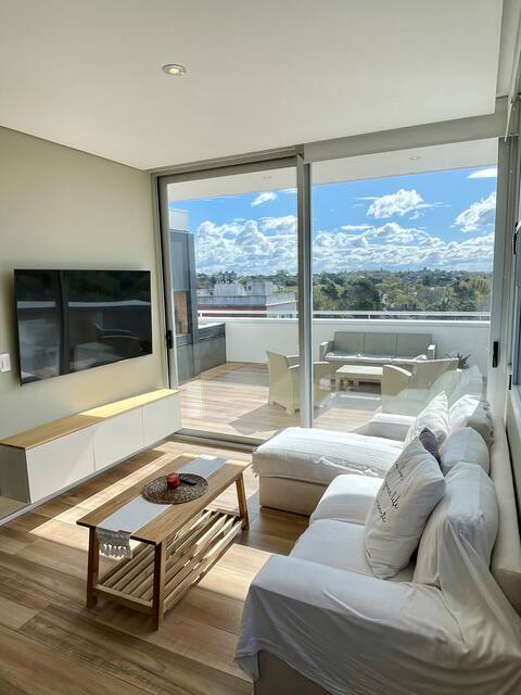 Airbnb con mejor rendimiento: Luxury apartment in Playa Grande + parking en Playa Grande