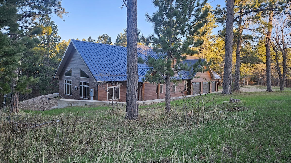 Deadwood Wild Turkey Lodge exterior