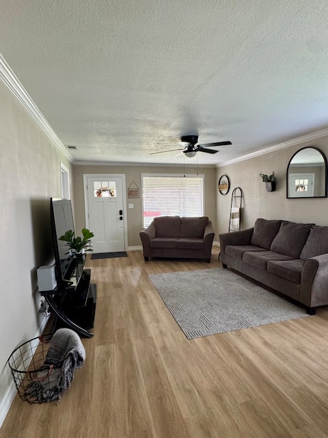 Top performing Airbnb: Stay Charming. Clean, comfy, and convenient in Texas Panhandle