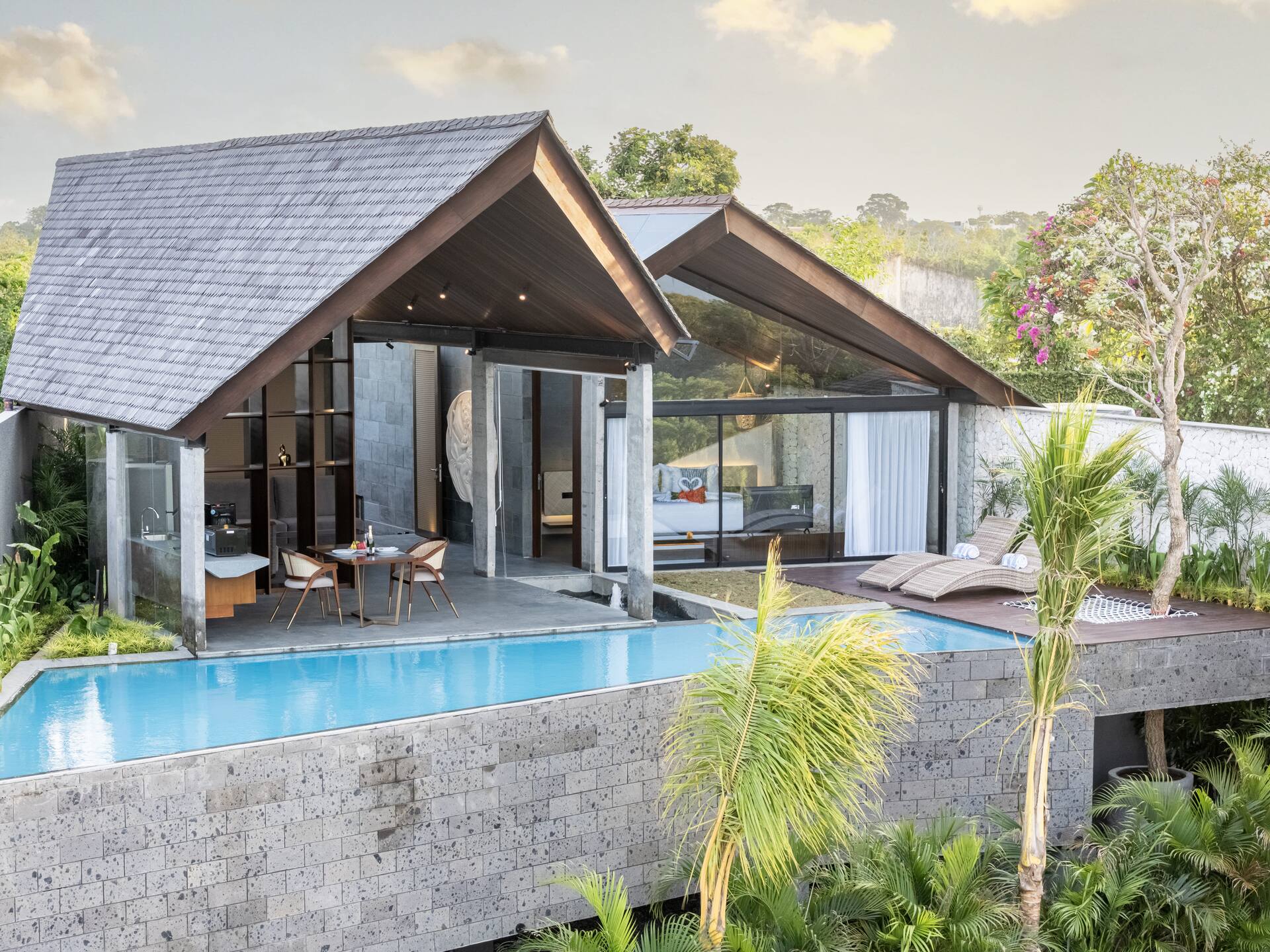 Romantic Couples Hideaway Private Villa in Nusa Dua 2
