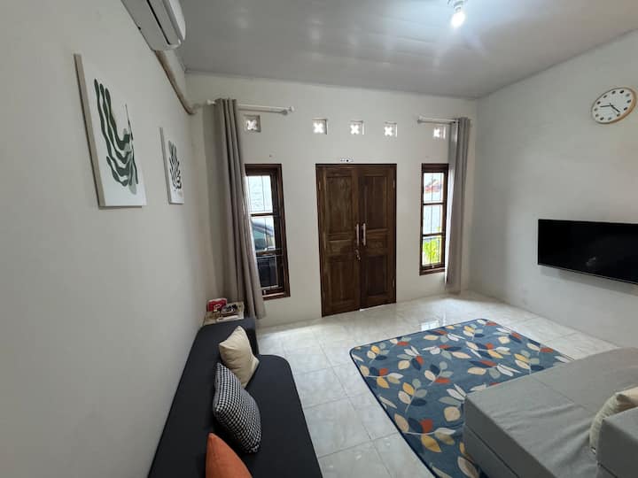 Solo Homestay Slamet Riyadi - Surakarta