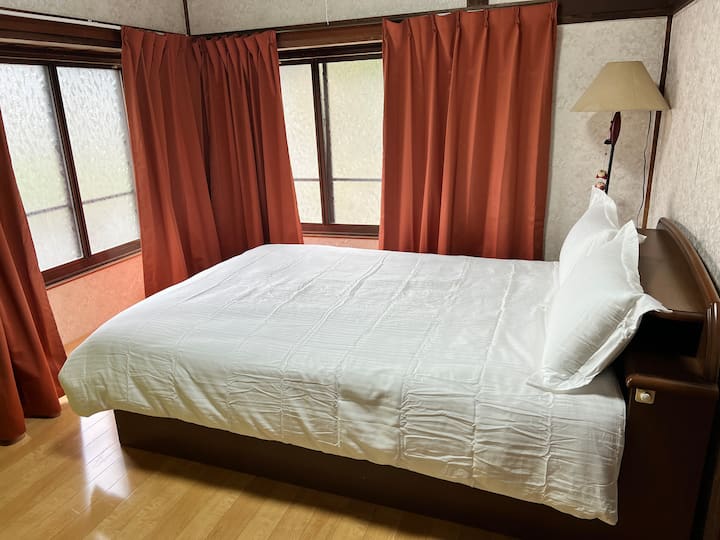 ห้องนอนที่ 3 เตียงคู่ 