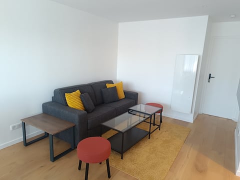 Top performing Airbnb: Fully equipped - close to RER Paris/CDG station in Aulnay Sous Bois
