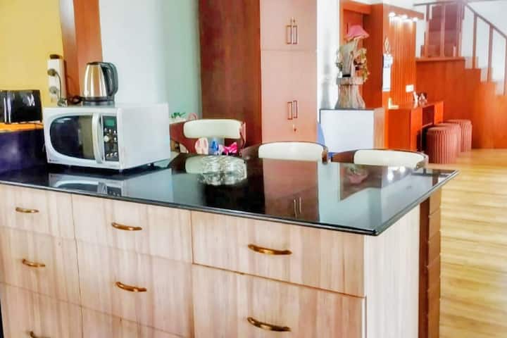 Full kitchen image 7
