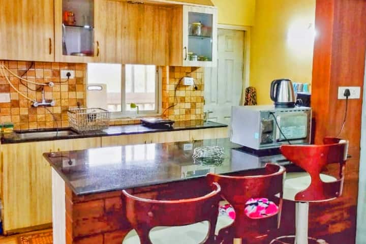 Full kitchen image 8