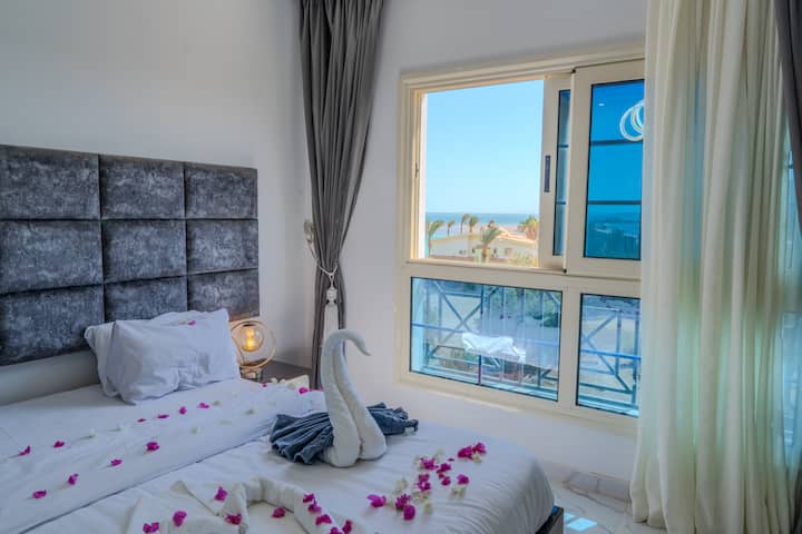 سرير مريح – استيقظ مع إطلالة على الخارج