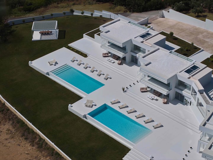Ol Yn - Halkidiki
