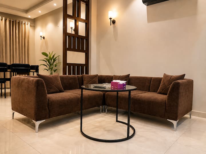 4-bed Modern House | Perfect For Families & Groups - Punjab