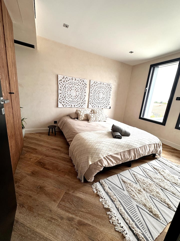 საძინებელი 4