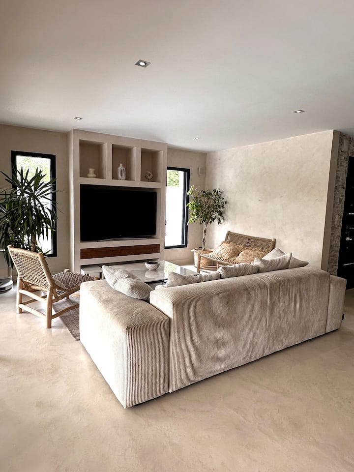 მისაღები ოთახი 2