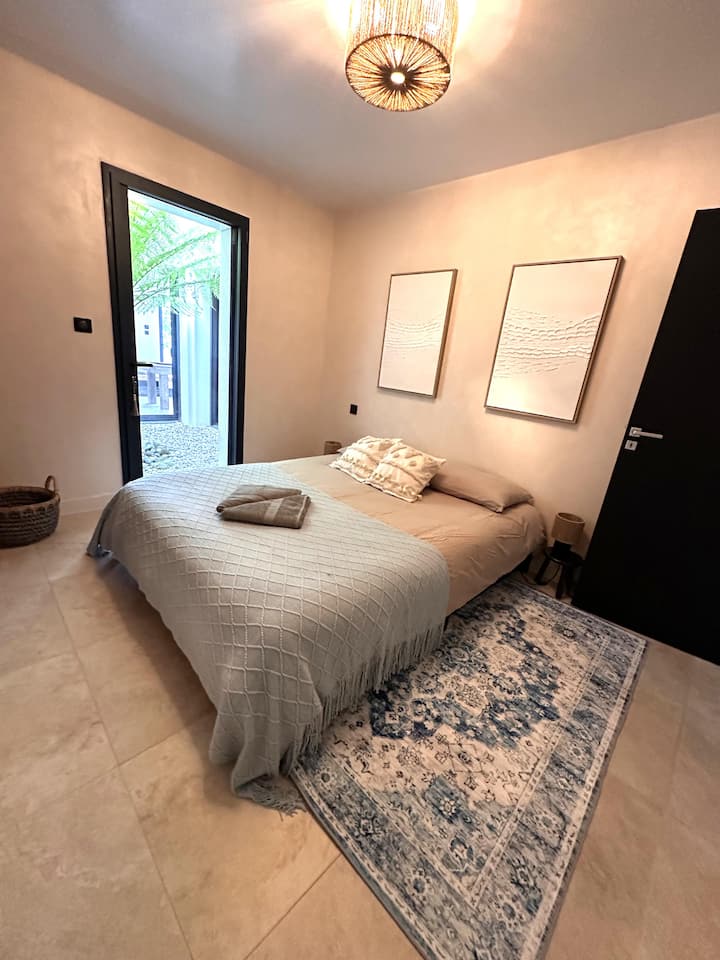 საძინებელი 1