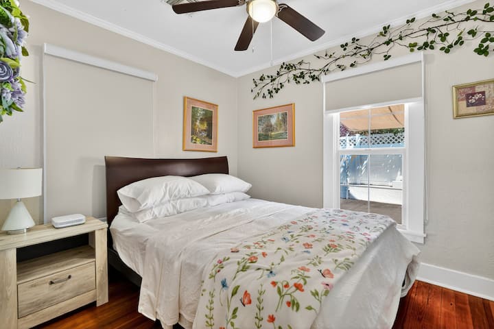 غرفة النوم 1