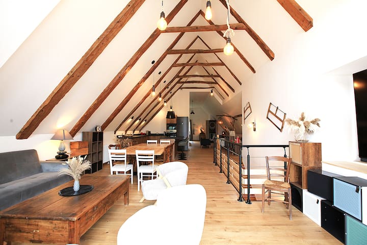 Guest favorite listing in Rochefort Montagne