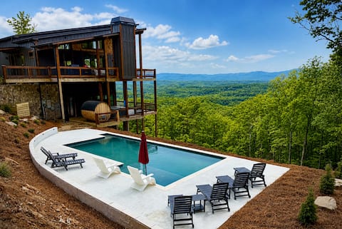 Heated Pool + Sauna + Dog-Friendly