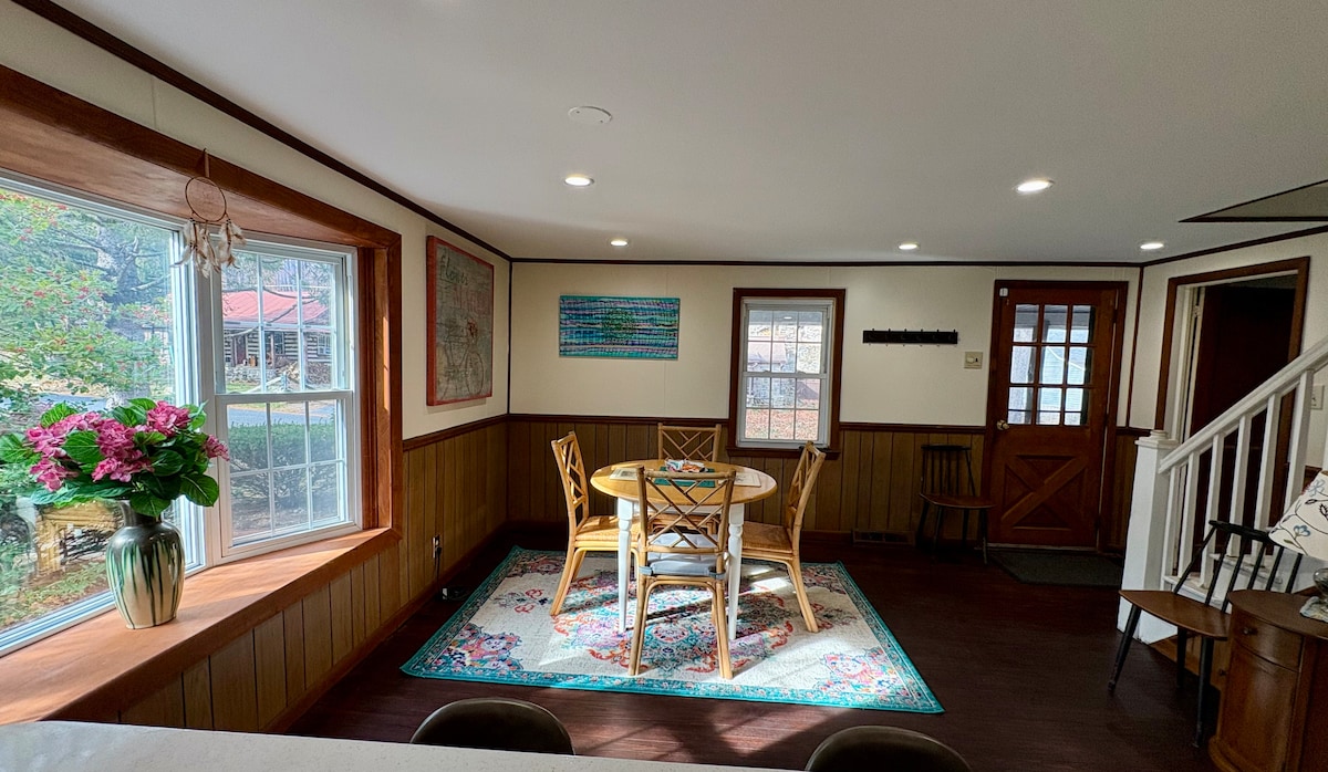 Mountaindale scenery