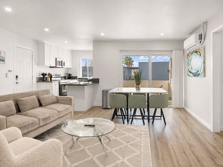 Foothills Oasis W Private Balcony & Free Parking#3 - Pasadena, CA