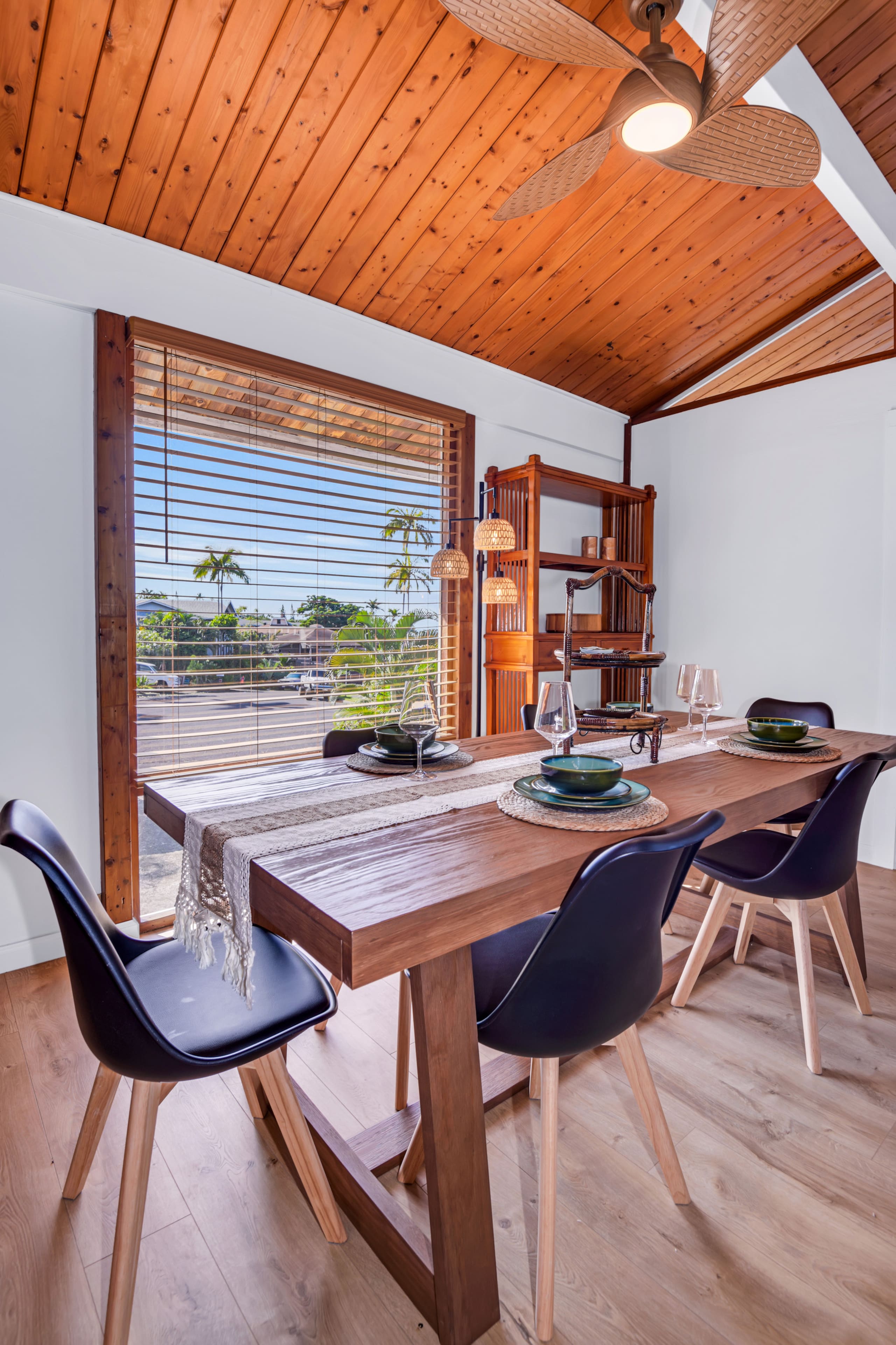 Home in Kailua-Kona · ★4.73 · 4 bedrooms · 4 beds · 2 baths - Image 12