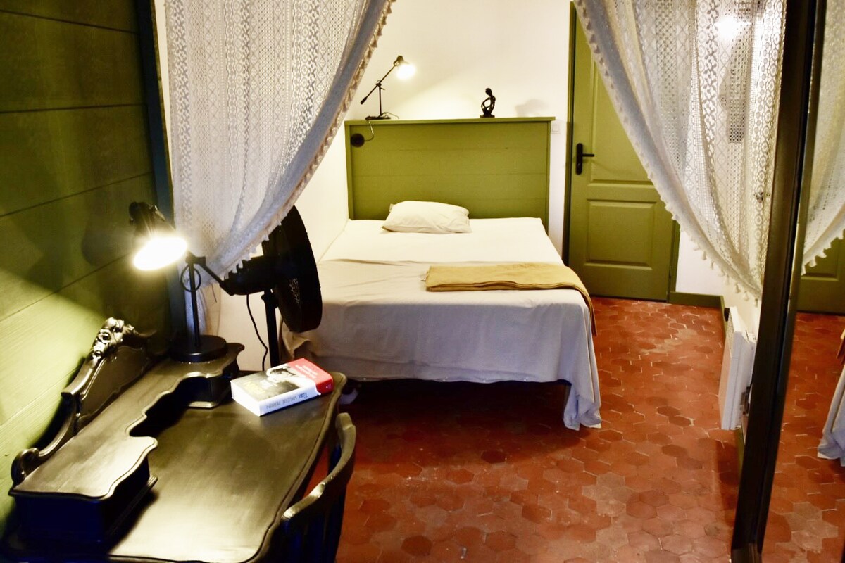 საძინებელი 2