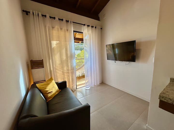 Apartamento Com Sacada No Centrinho Do Rosa - Imbituba