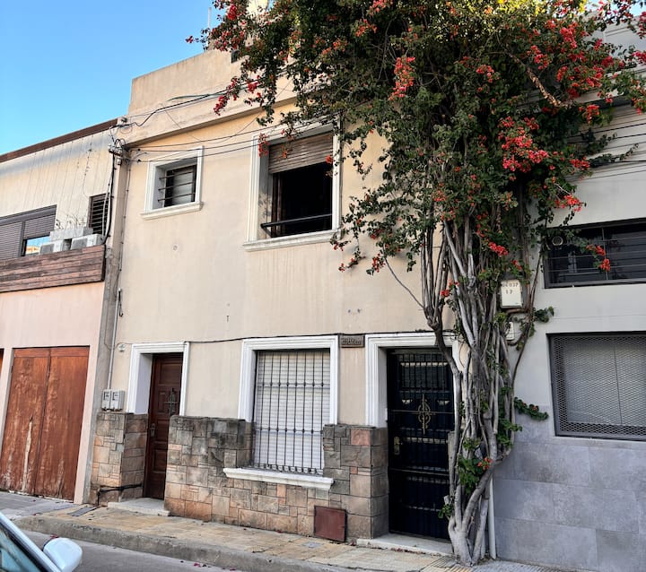 Casa Para Intercambio Semestral - Montevideo