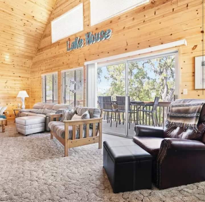 Casa De Corona~ Lake Cabin - Lake Nacimiento, CA