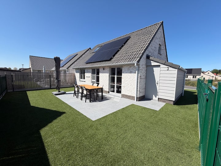 Maison De Vacances Avec Grande Terrasse & Jardin - Nieuwpoort